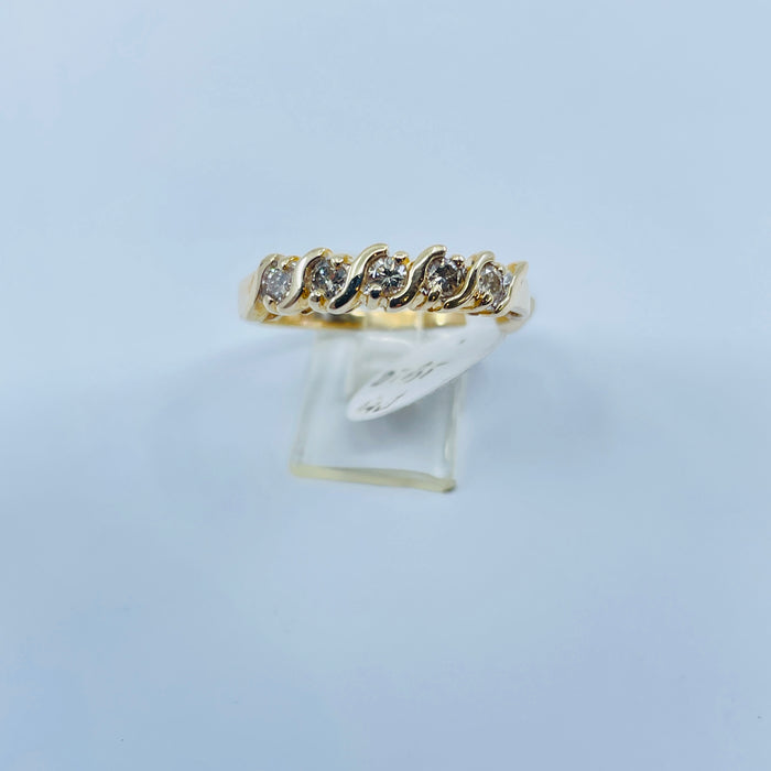 14kt Yellow Gold 5 Diamond 1/4ctw band