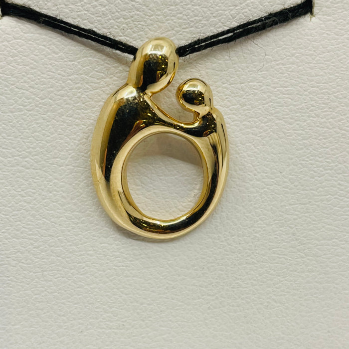 14kt Yellow Gold Mother/Child Pendant