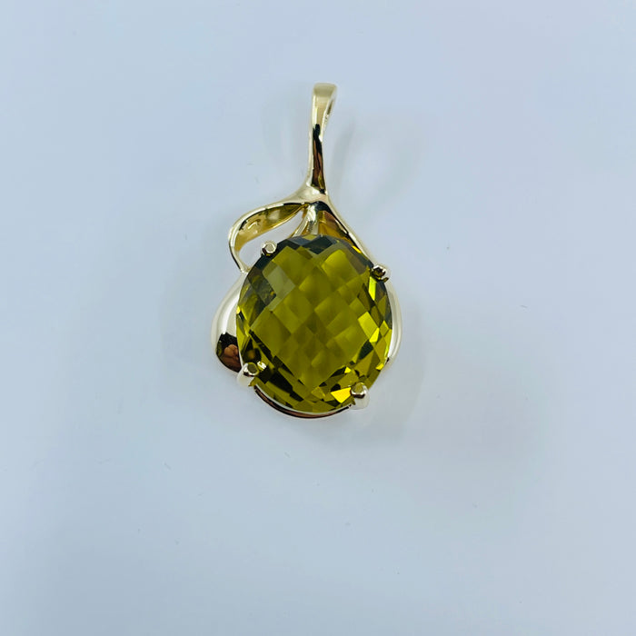 14kt Yellow Gold 14x12mm Oval Lens Cut Peridot Pendant