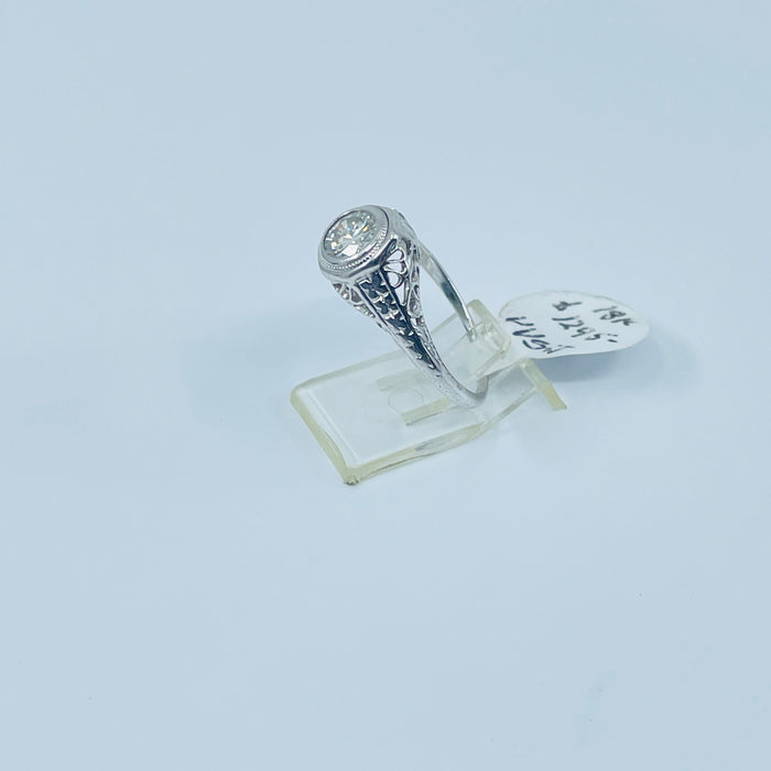 18kt White Gold 1/3ct diamond ring