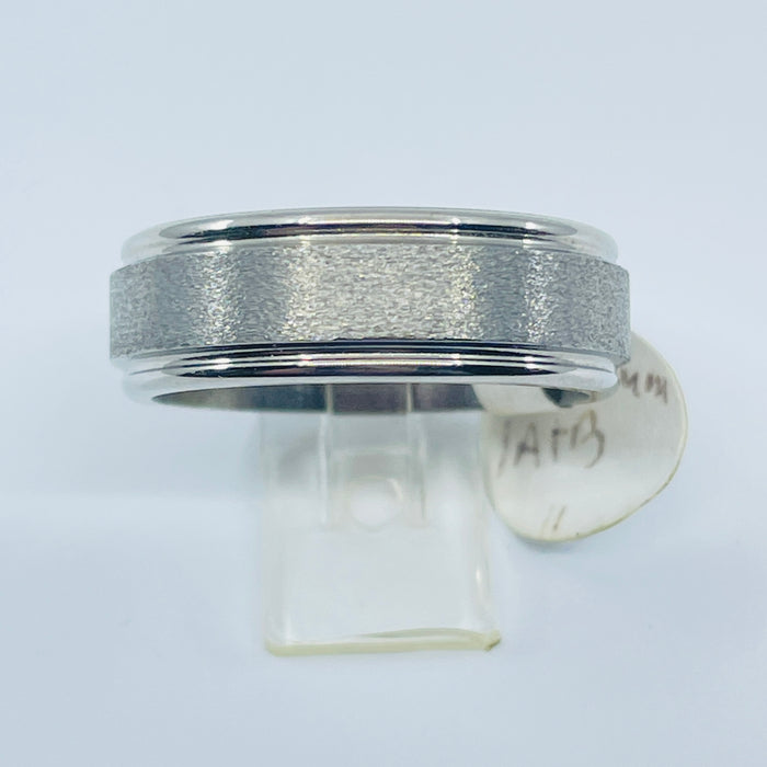 Titanium brushed 8mm Beveled Band size 11