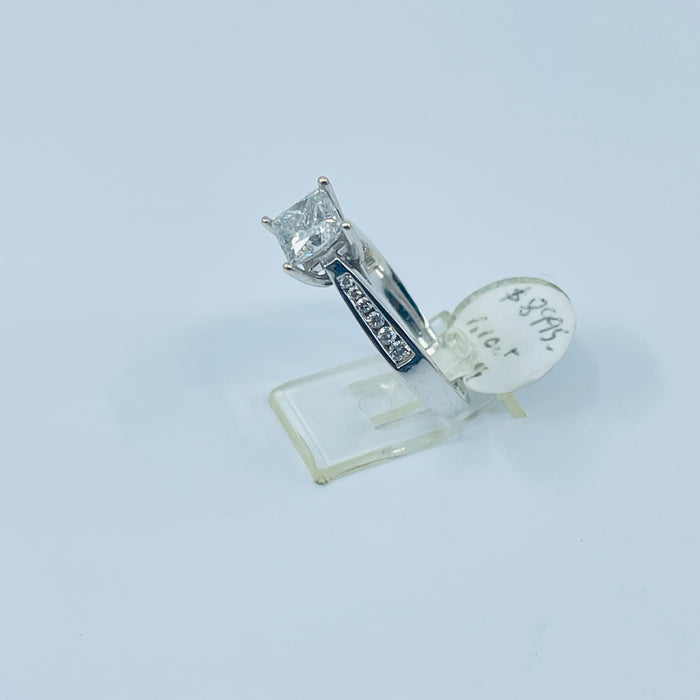 18kt White Gold 1.10 Princess cut natural Diamond engagement Ring