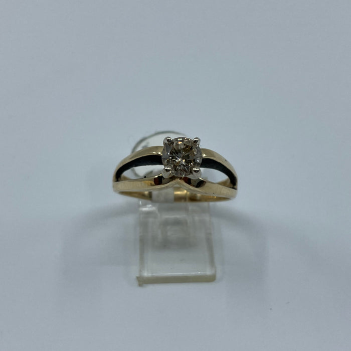 14kt Yellow Gold chocolate colored solitaire