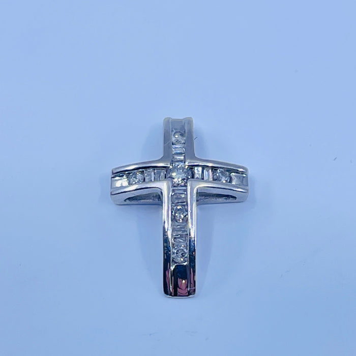 10kt White Gold Diamond Cross